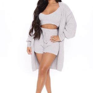 FashionNova Women’s “Living in it Cozy 3 piece Set” -Heather Grey